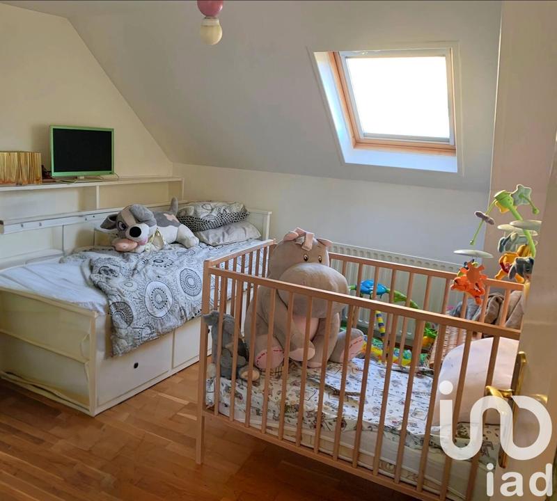 Maison - 200 m² - 7 pièces