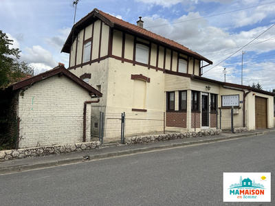 Maison - 90 m² - 4 pièces