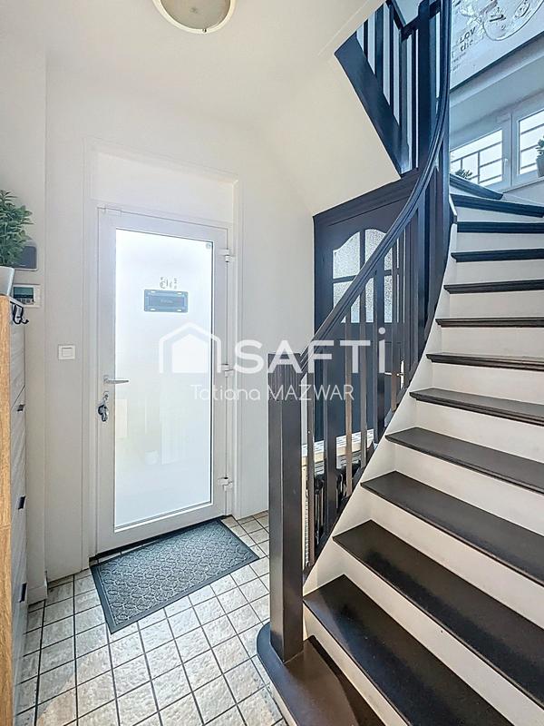 Maison - 170 m² - 8 pièces