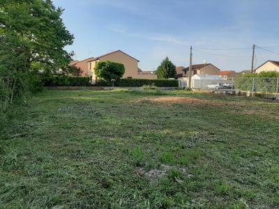 Terrain constructible - 300 m²
