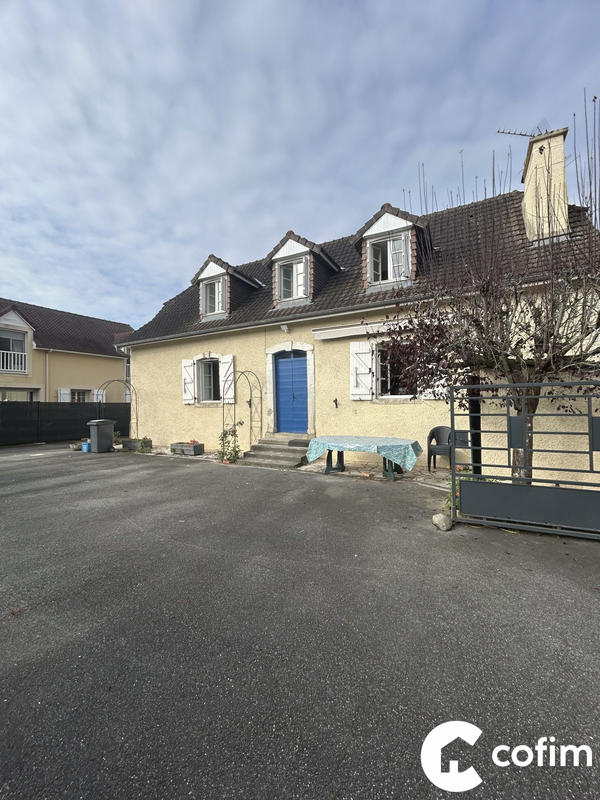 Maison ancienne - 132 m² - 6 pièces