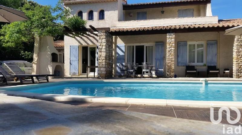 Maison - 144 m² - 5 pièces