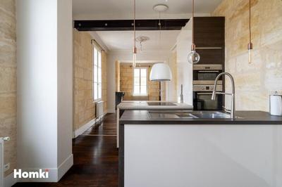 Maison - 270 m² - 8 pièces