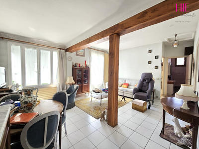 Maison traditionnelle - 65 m² - 4 pièces