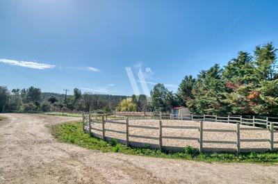 Maison de domaine équestre - 585 m² - 8 pièces