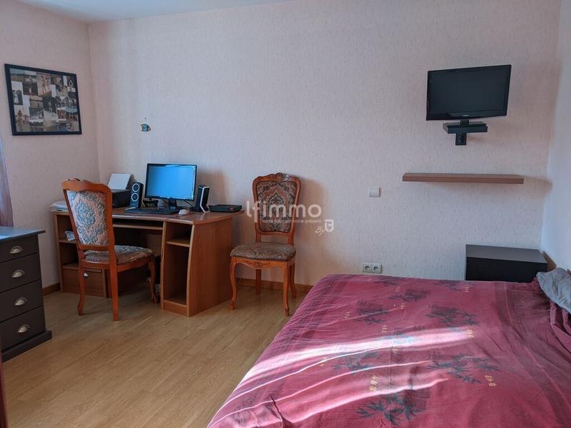 Maison - 180 m² - 8 pièces