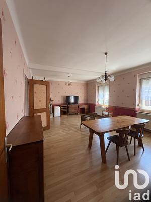 Maison - 189 m² - 7 pièces