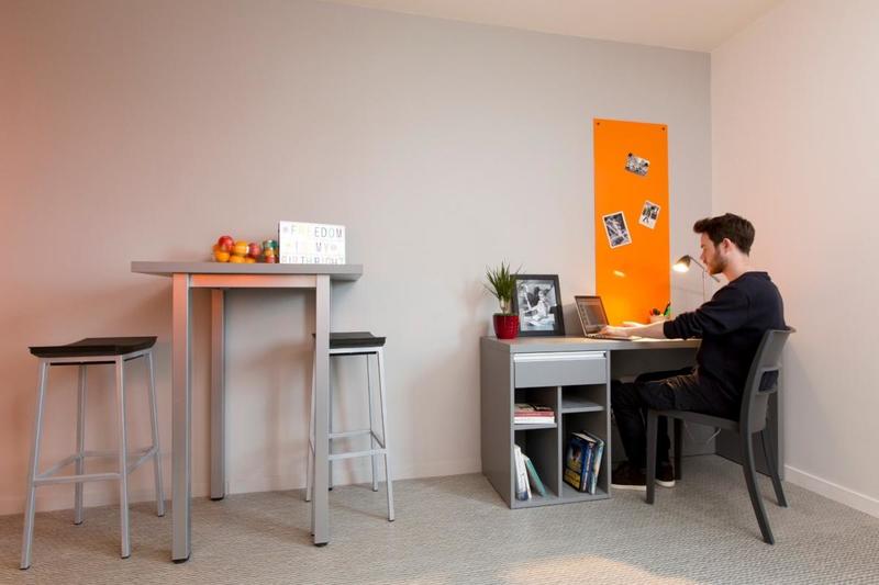 Studio - 15 m² - 1 pièce