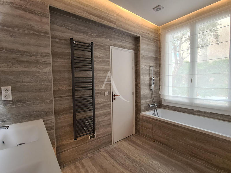 Appartement - 131 m² - 4 pièces