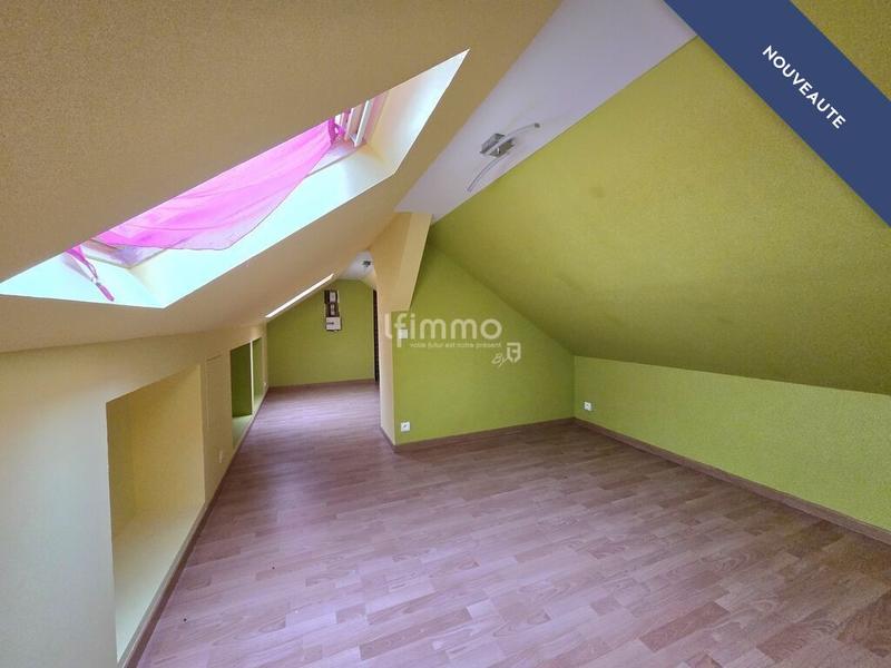 Maison - 102 m² - 5 pièces