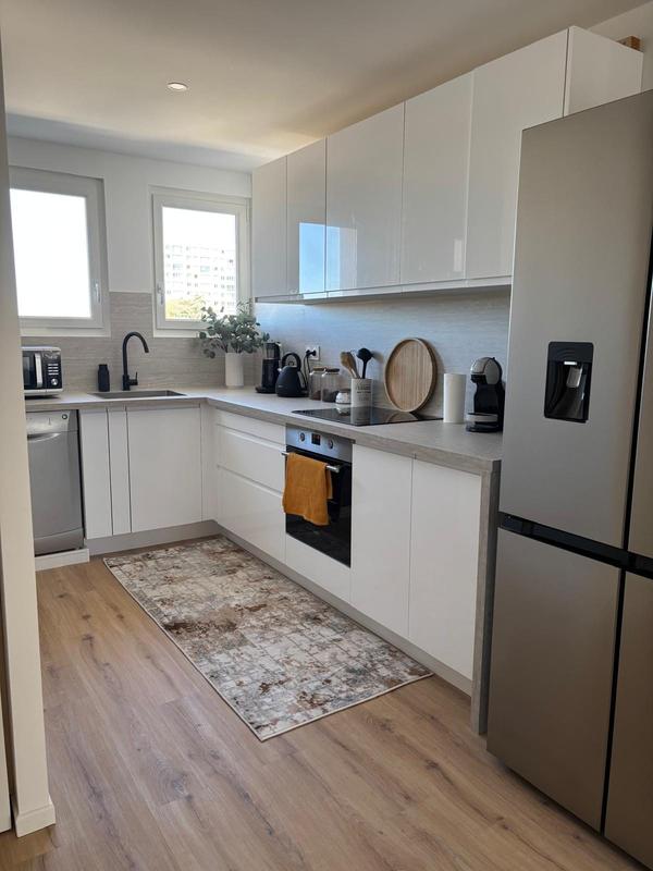 Appartement - 75 m² - 4 pièces