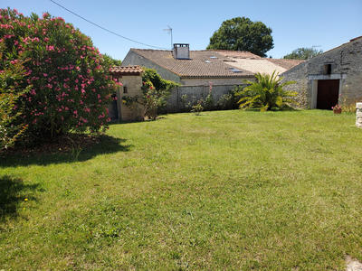 Maison - 197 m² - 8 pièces