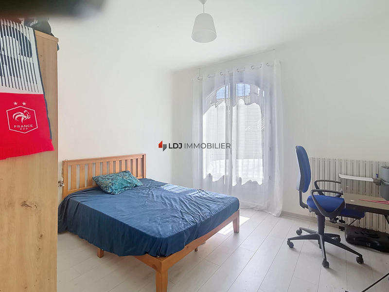 Villa - 105 m² - 5 pièces