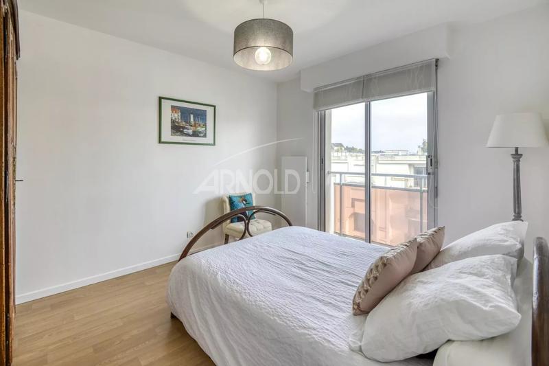 Appartement - 94 m² - 4 pièces