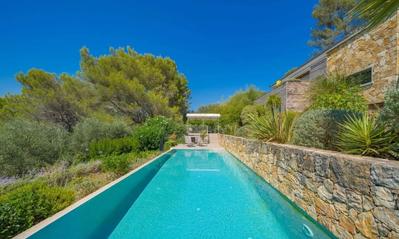 Villa - 400 m² - 6 pièces