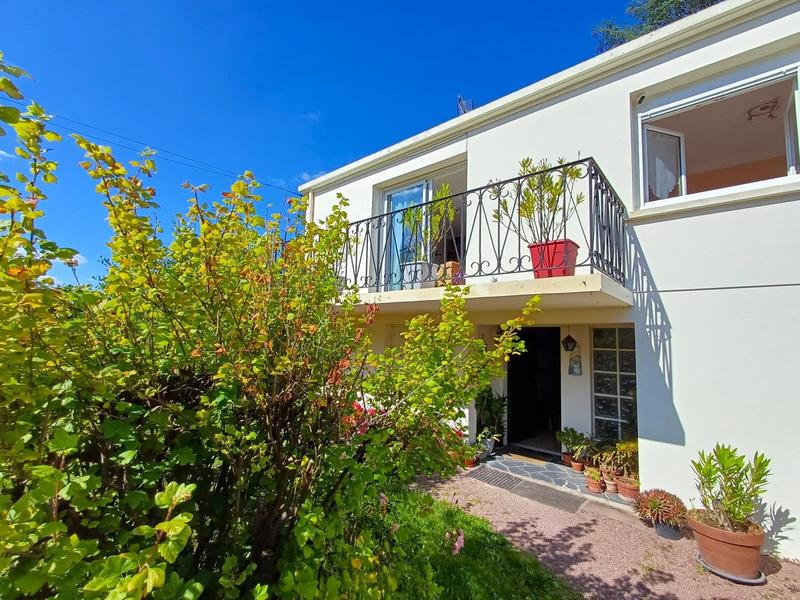 Maison - 105 m² - 4 pièces