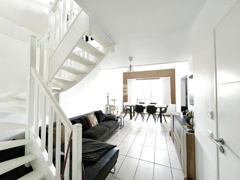 Maison - 108 m² - 5 pièces