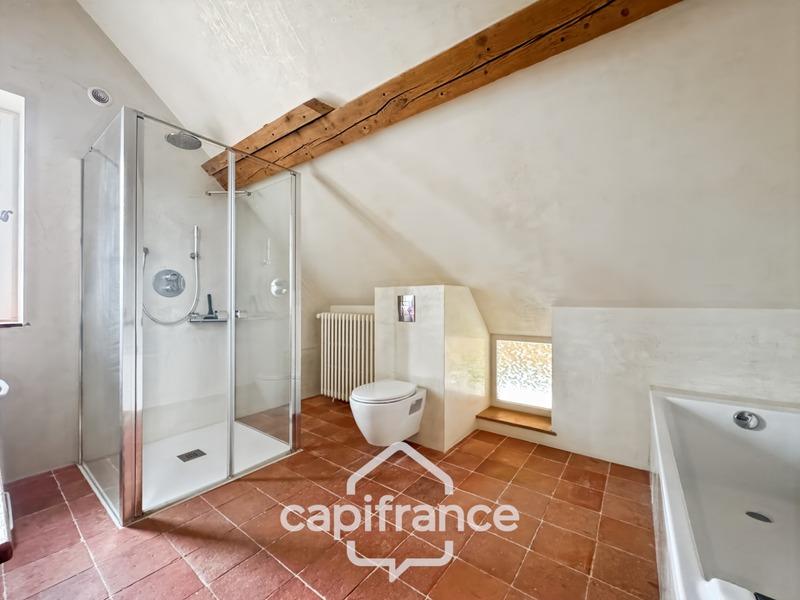 Maison - 299 m² - 11 pièces