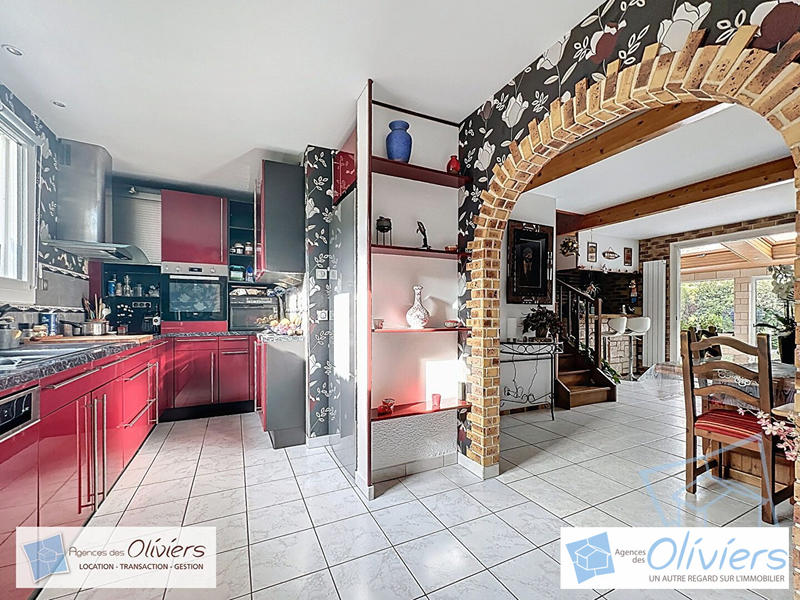 Maison - 147 m² - 6 pièces