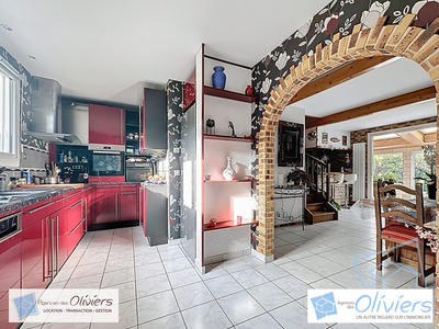 Maison - 147 m² - 6 pièces