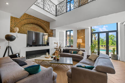 Maison ancienne - 310 m² - 8 pièces