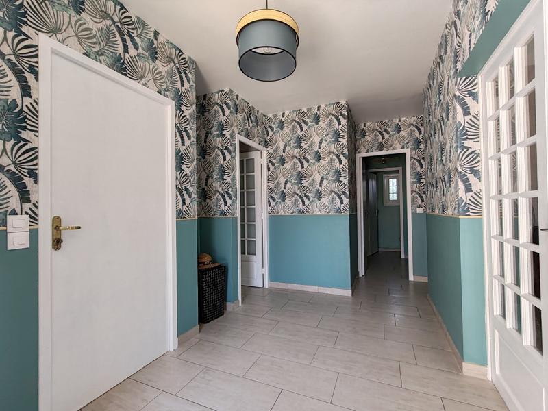 Maison - 445 m² - 15 pièces