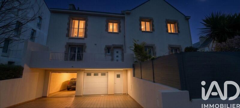 Appartement - 110 m² - 4 pièces