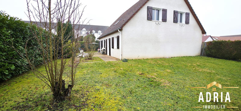 Maison - 161 m² - 7 pièces