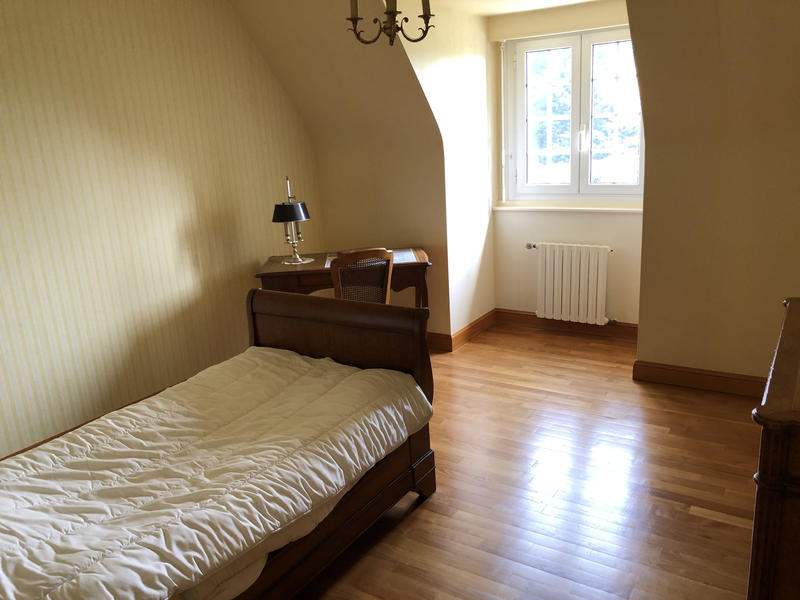 Maison - 180 m² - 6 pièces