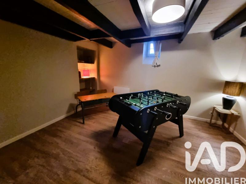 Maison - 231 m² - 13 pièces