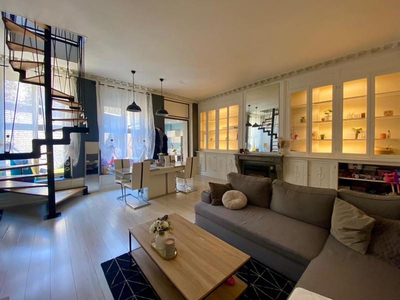 Appartement - 85 m² - 3 pièces