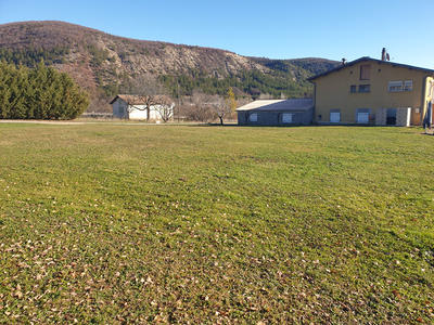 Terrain - 693 m²