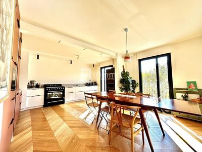 Appartement - 96 m² - 5 pièces