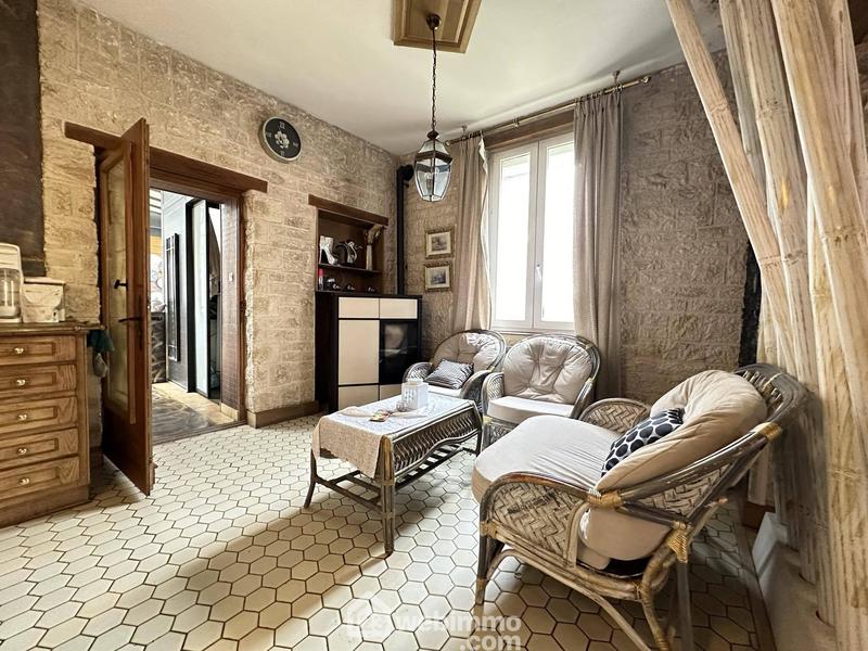 Maison - 196 m² - 8 pièces