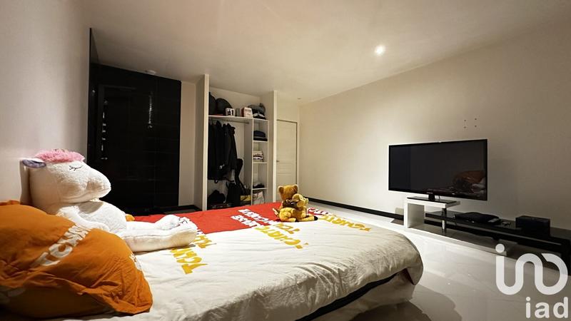 Maison - 265 m² - 6 pièces