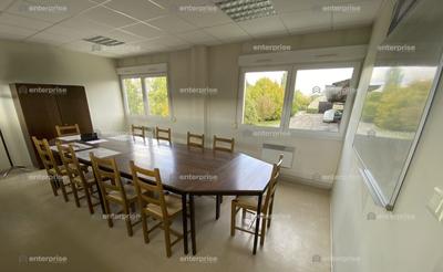 Local d'activité / Entrepôt - 16 000 m²