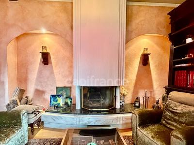 Maison - 180 m² - 6 pièces