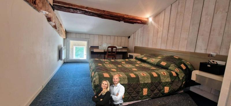 Maison - 303 m² - 8 pièces