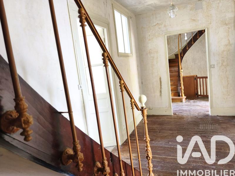 Maison de village - 176 m² - 10 pièces