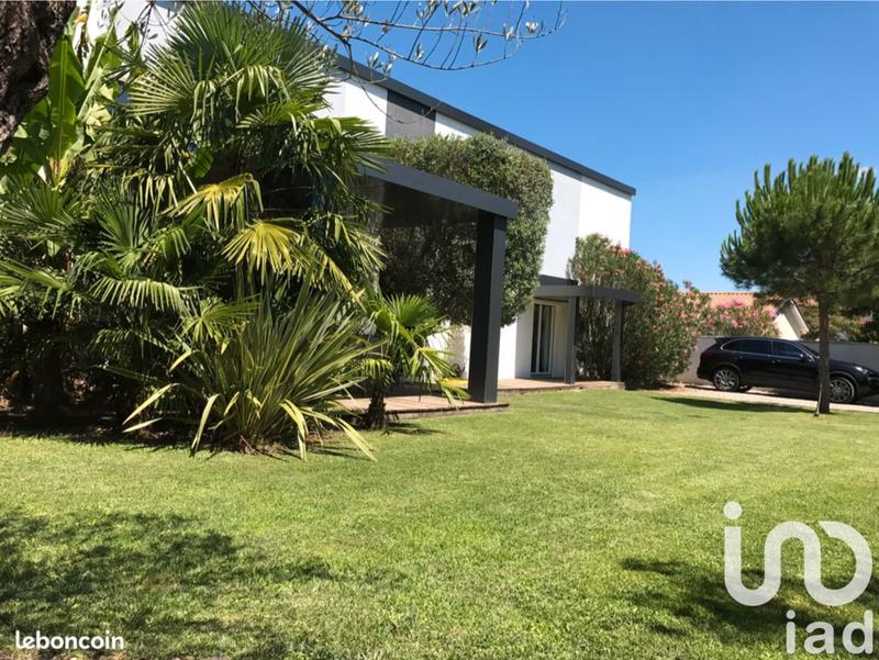 Maison de maîtres - 238 m² - 5 pièces