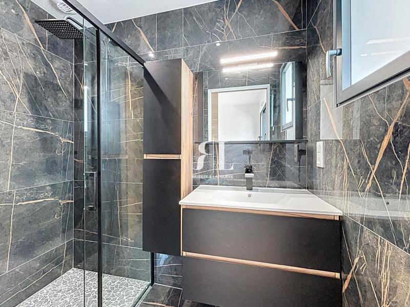 Maison - 141 m² - 5 pièces