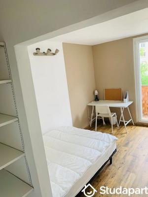 Chambre - 13 m² - 1 pièce