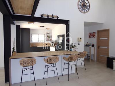 Villa - 206 m² - 7 pièces