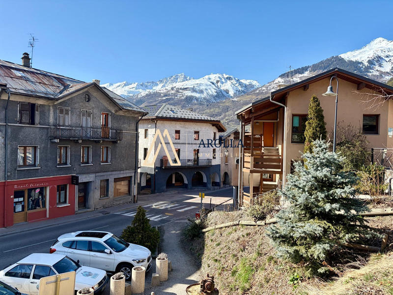 Loft - 110 m² - 2 pièces