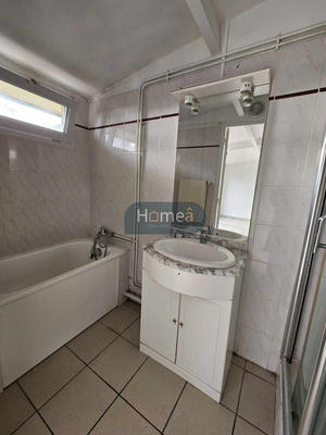 Maison - 104 m² - 4 pièces