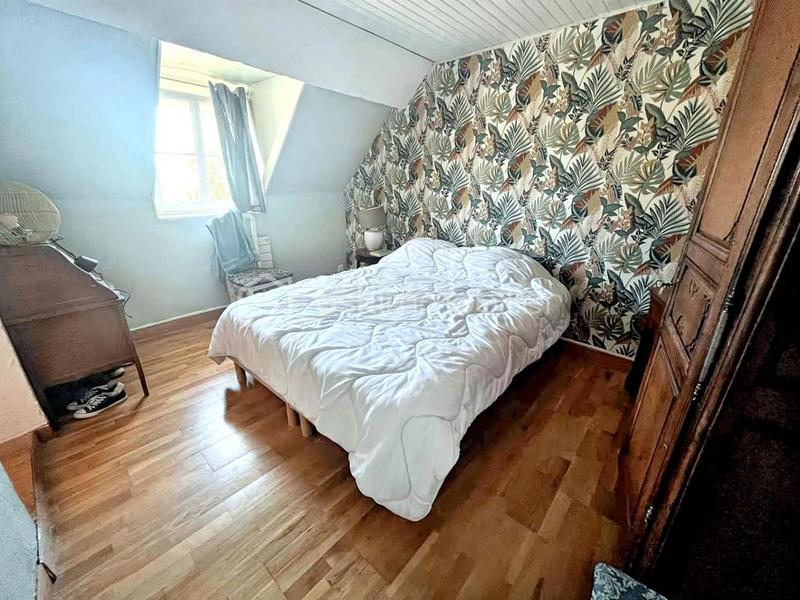 Maison en pierre - 139 m² - 8 pièces