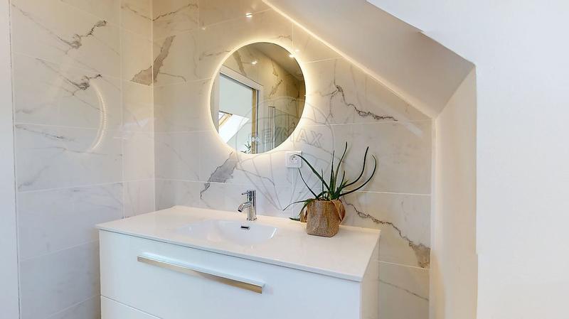 Maison - 135 m² - 6 pièces