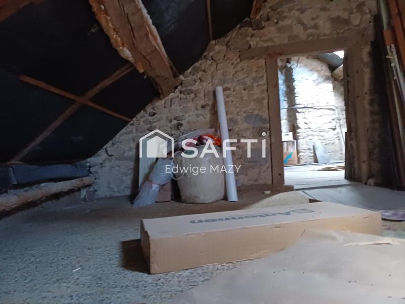 Maison - 90 m² - 5 pièces