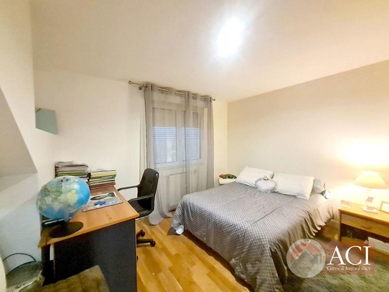 Maison - 160 m² - 7 pièces