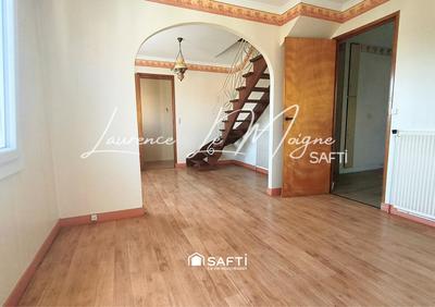 Maison - 93 m² - 5 pièces